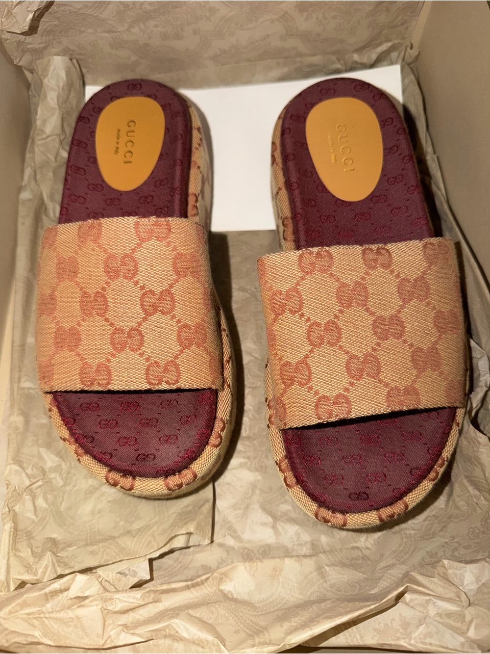 Gucci Beige Canvas & Burgundy Logo Slide Sandals